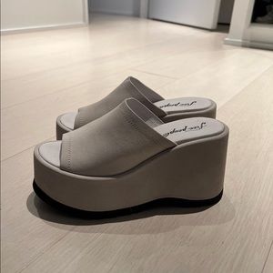 Free People Platforms